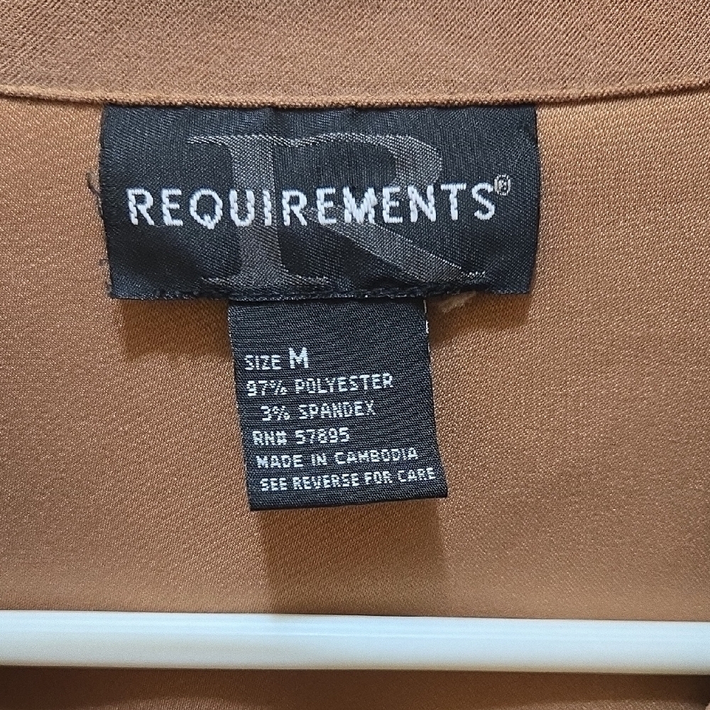 Requirements Tan Jacket - Picture 2 of 6